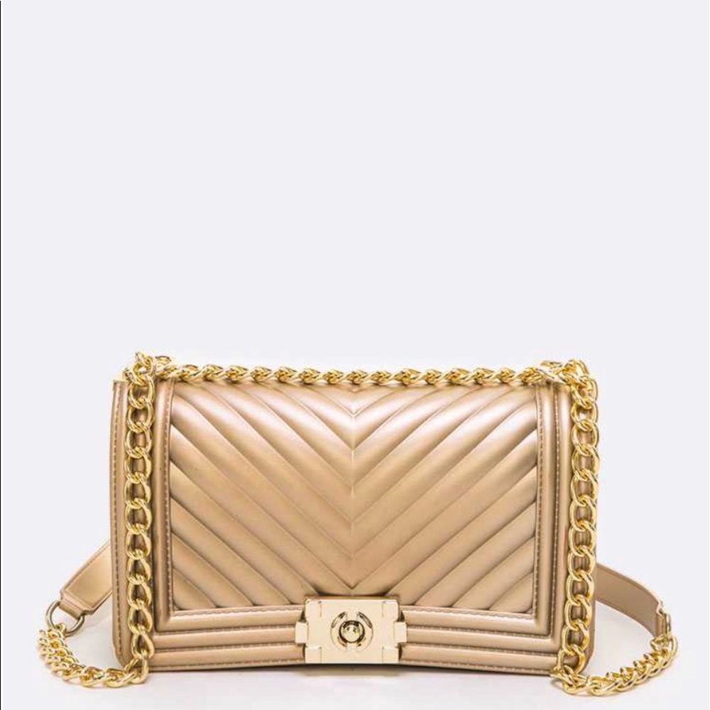 💎💎Classy Purse/Chain strap/Jelly material💎💎